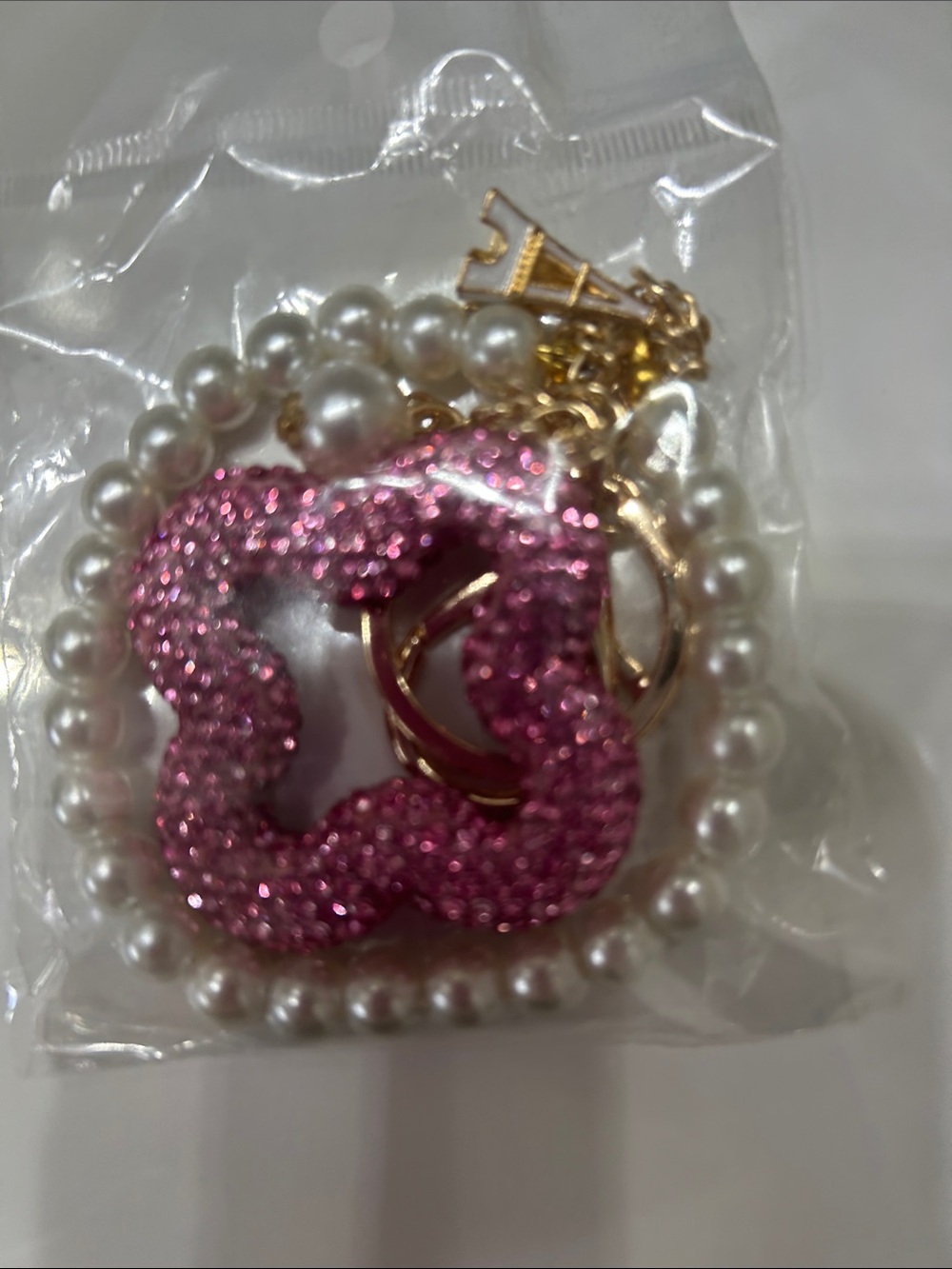 Lux Pearl key ring bag charm with Pink Glitter Charm